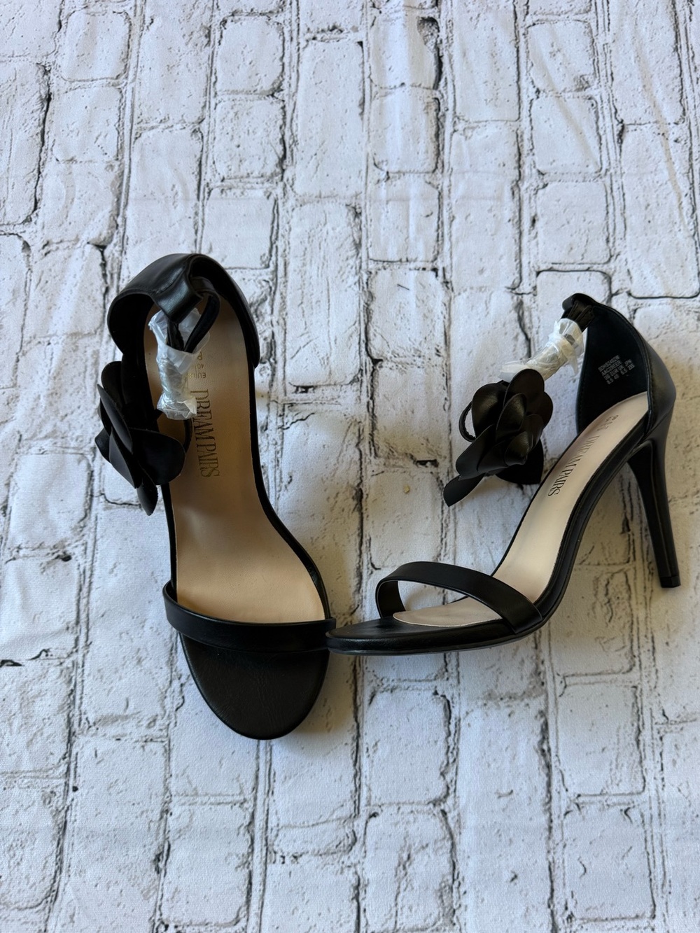 New black heel